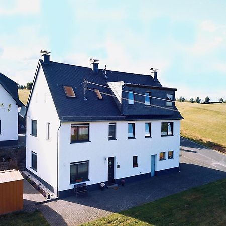 Beautiful Holiday Home Ideal For Hikers Kleinlangenfeld Экстерьер фото