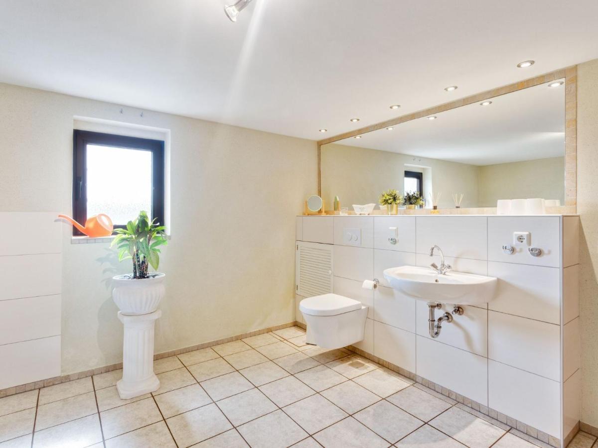 Beautiful Holiday Home Ideal For Hikers Kleinlangenfeld Экстерьер фото